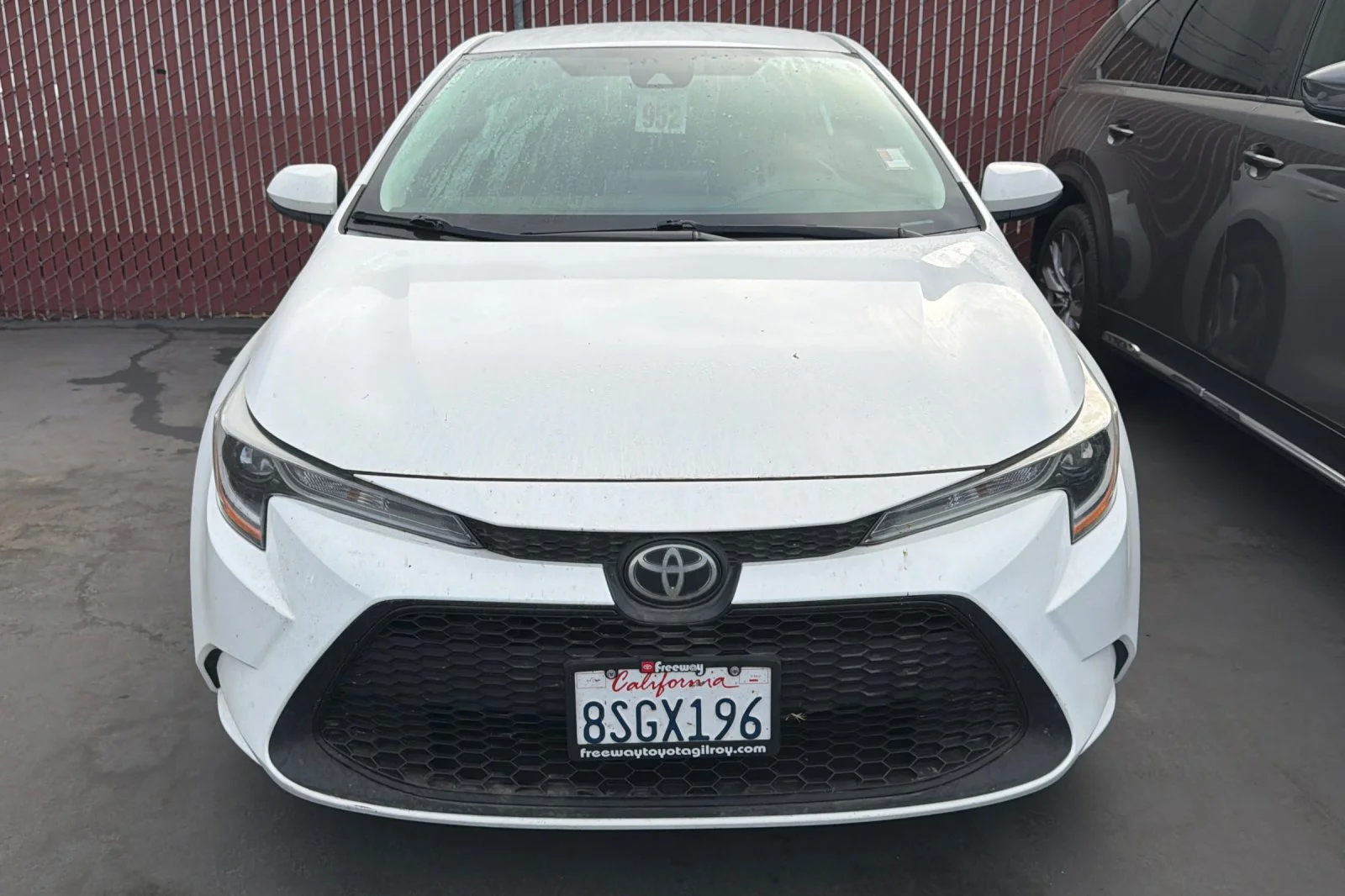 Used 2020 White Toyota LE image 3