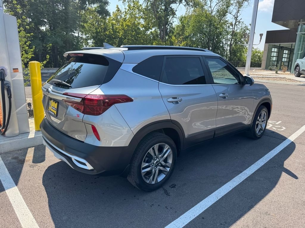 Used 2021 Gray Kia S image 16