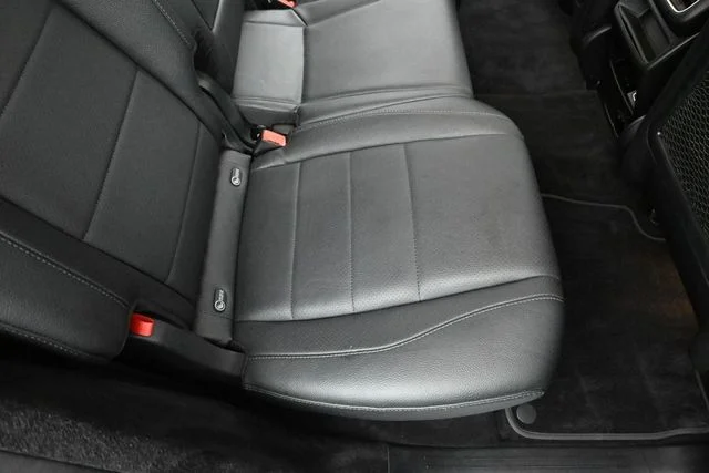 Used 2021 Black Mercedes-Benz GLE 350 image 28