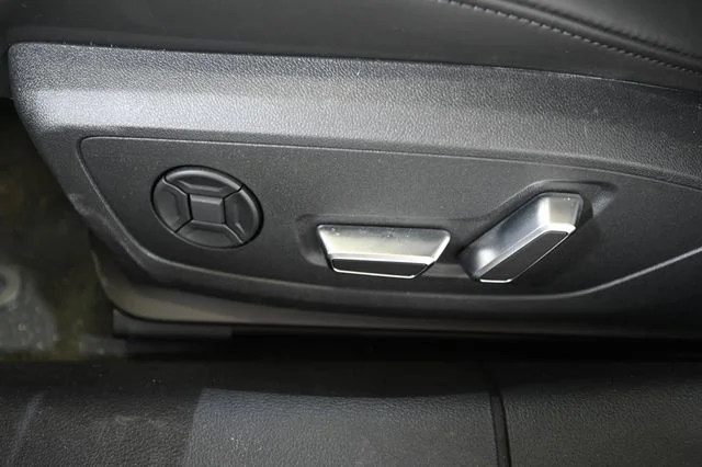 New 2026 Gray Audi 4.0T image 25