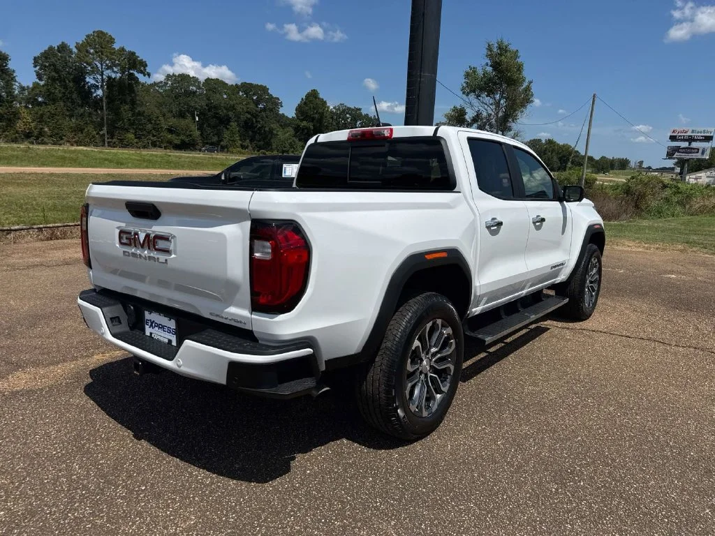 Used 2026 White GMC Denali image 11