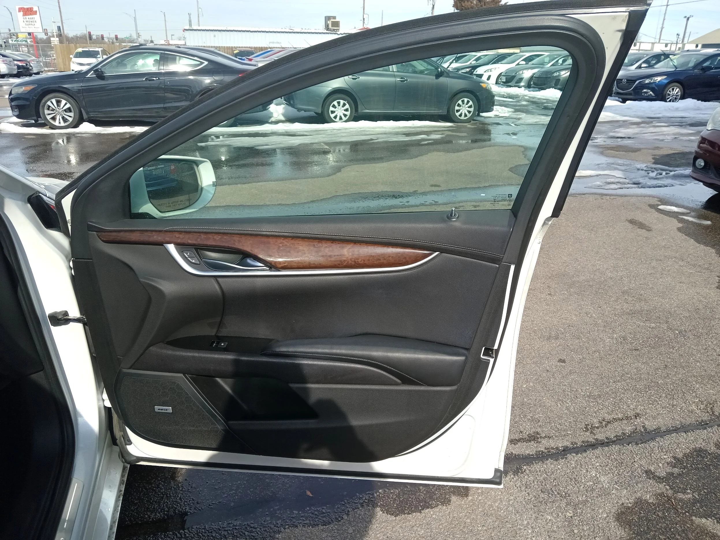 Used 2017 White Cadillac Luxury image 17