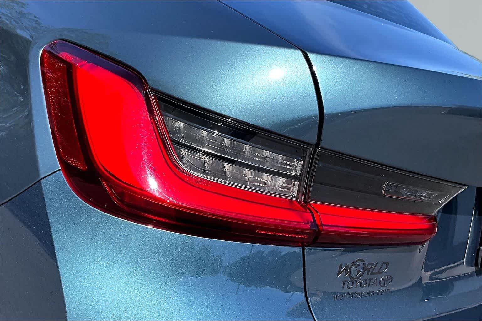 Used 2020 Blue Ridge Mountain Metallic BMW 330i image 29