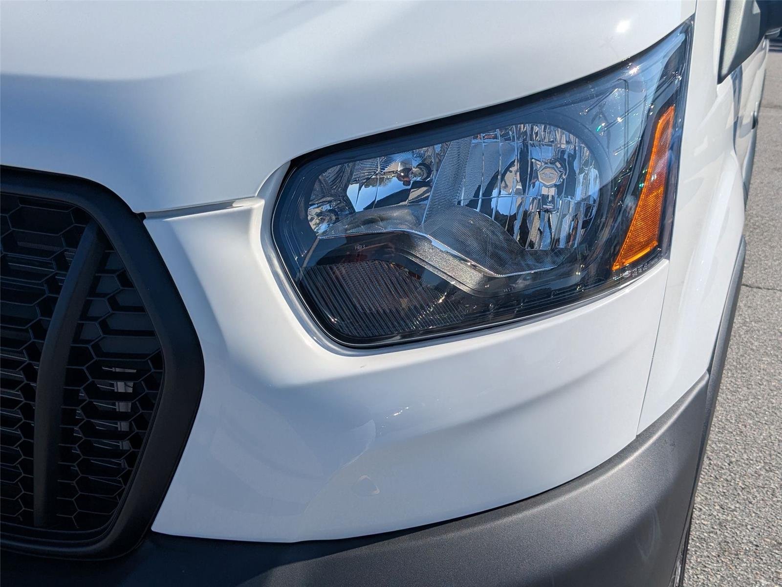 New 2026 Oxford White Ford Cargo Van image 9