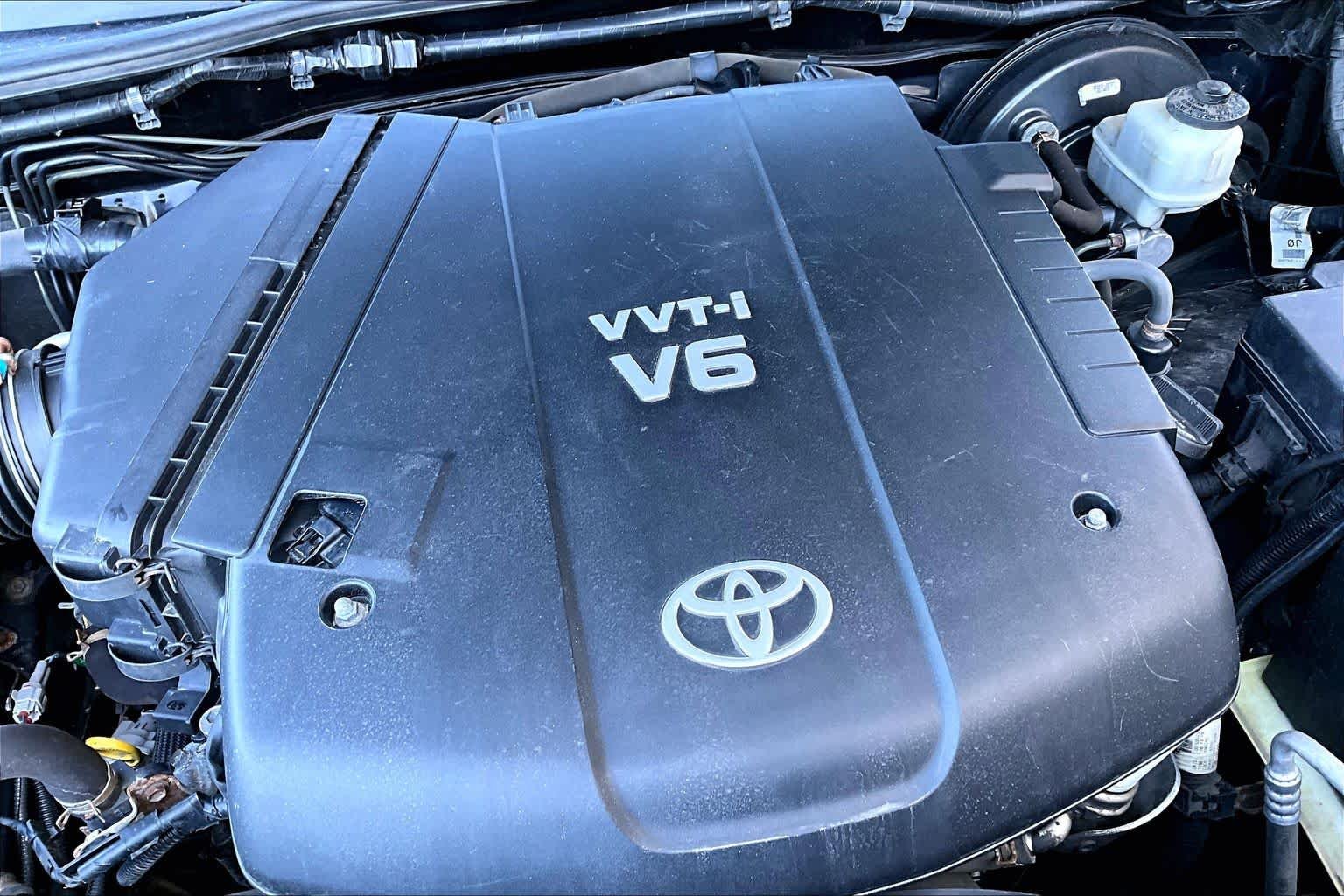 Used 2013 Black Toyota  image 31
