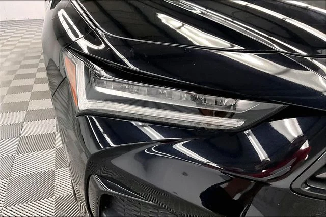 Used 2023 Majestic Black Pearl Acura A-Spec Package image 33