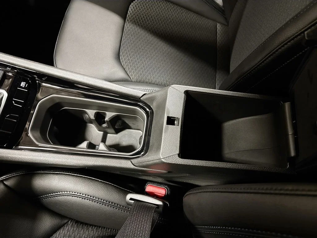 New 2026 Joose (DISC) Jeep Latitude image 34