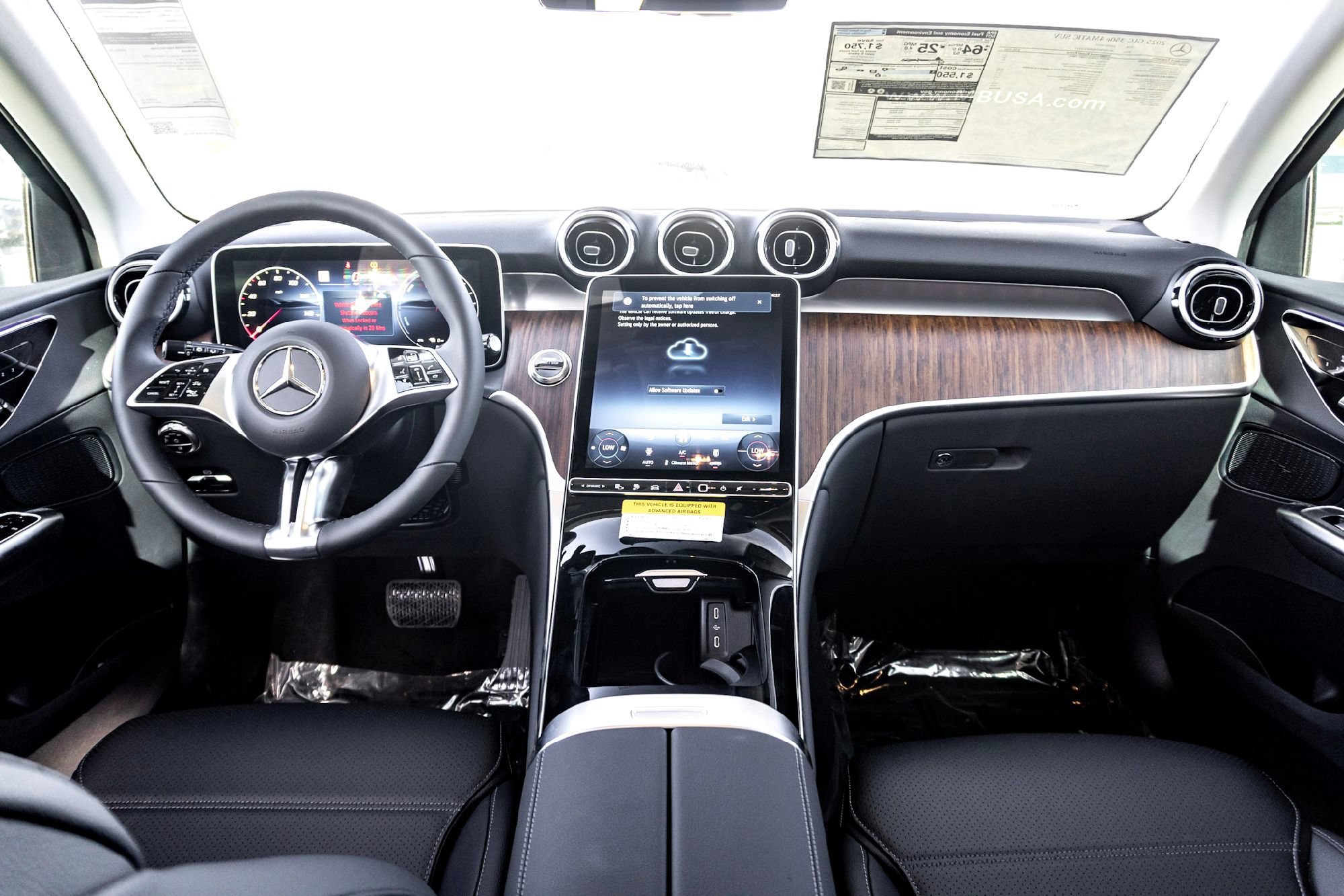 2025 Mercedes-Benz GLC Base - Photo 20