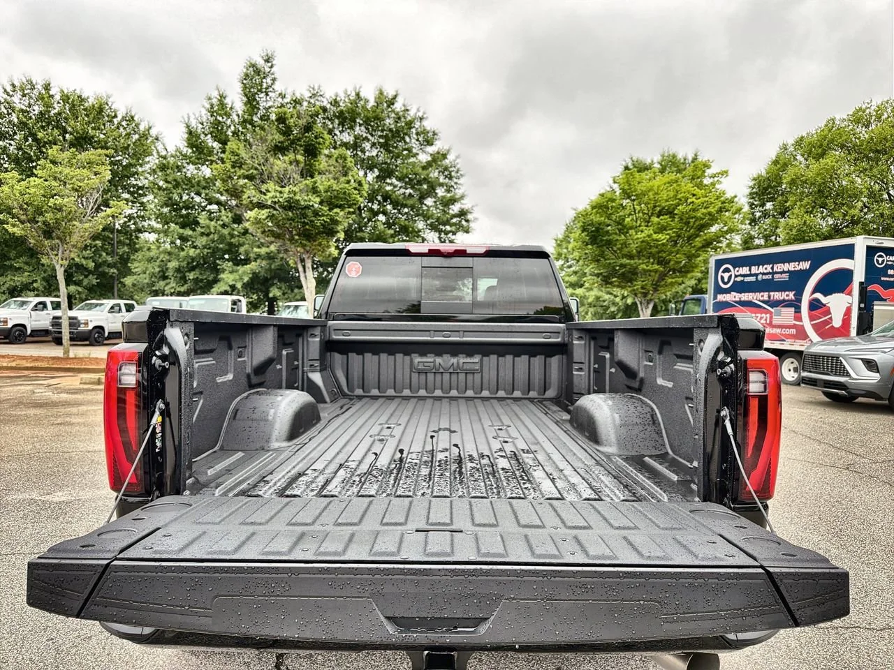 New 2026 Onyx Black GMC Denali Ultimate DRW image 21