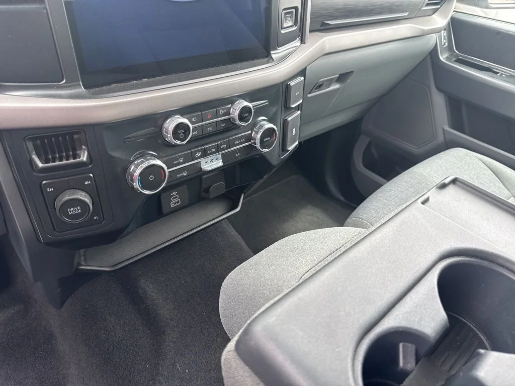 Certified Used 2025 White Ford XLT image 13
