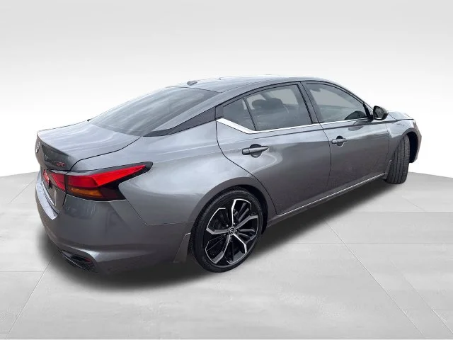 Used 2024 Gray Nissan 2.5 SR image 8