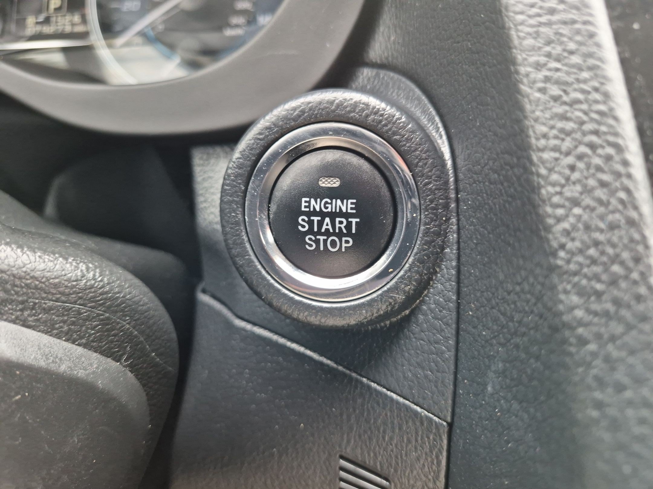 Used 2016 Desert Khaki Subaru Limited image 18