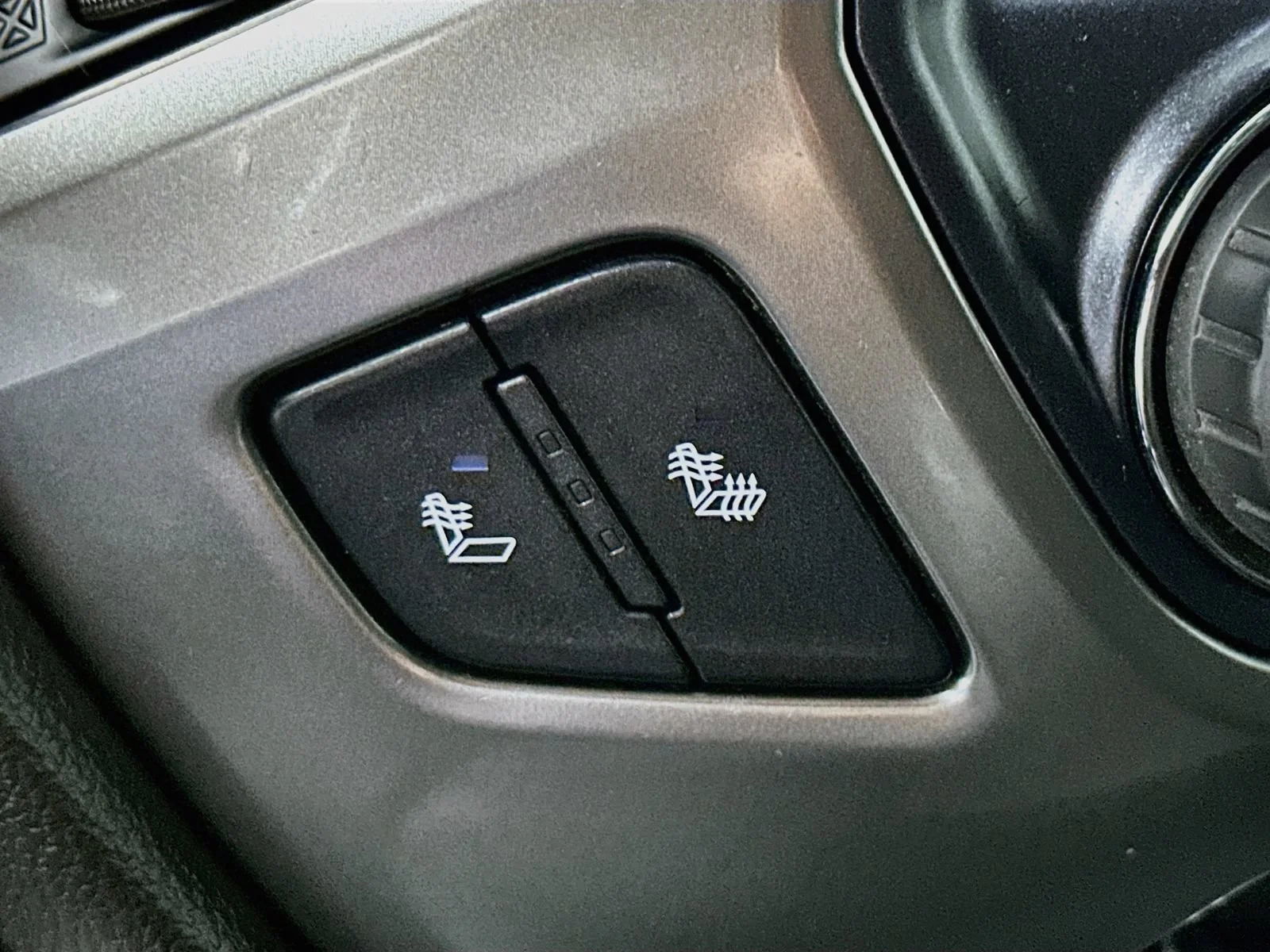 Used 2019 BLACK Chevrolet LTZ image 22
