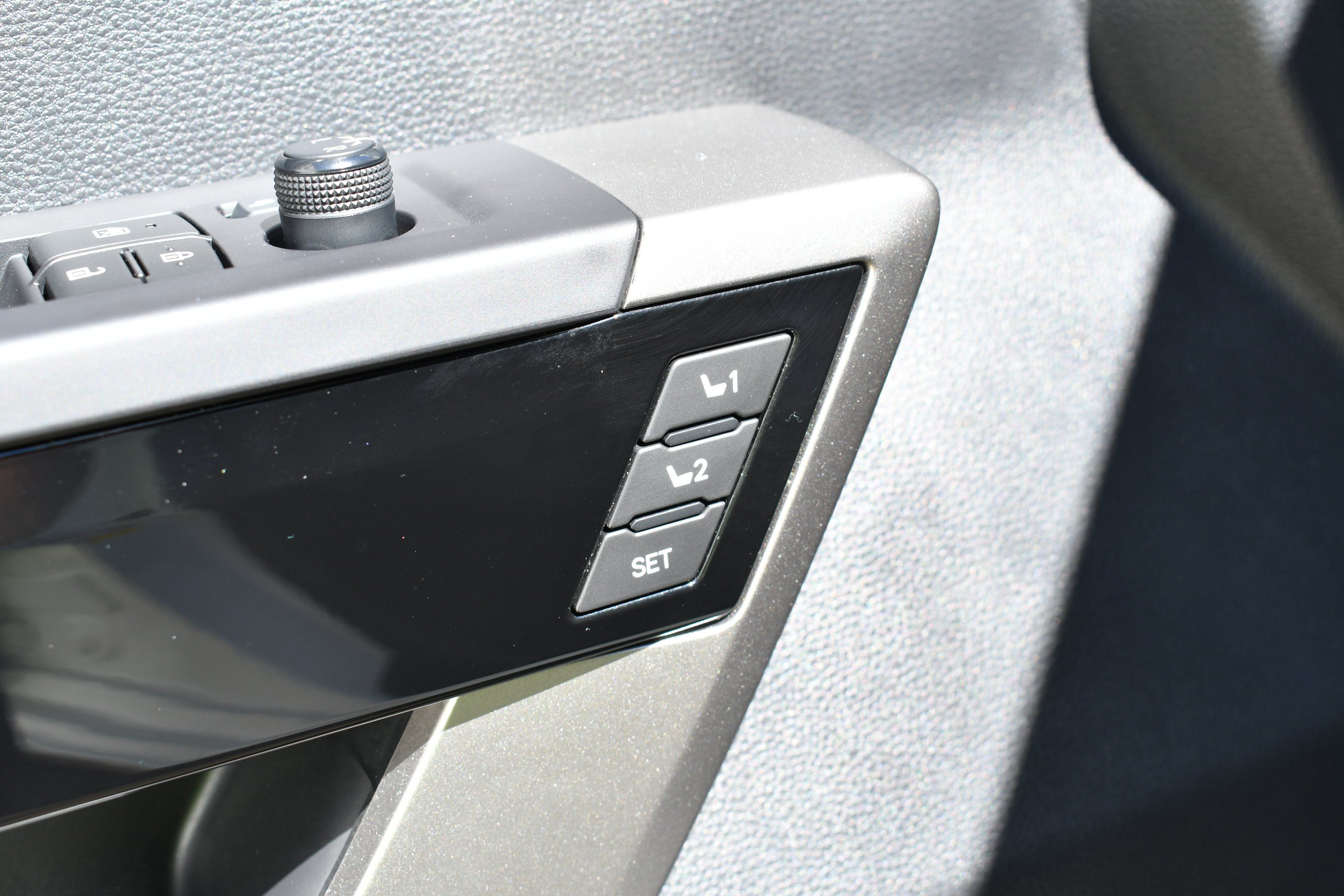 Used 2023  Toyota Limited image 14