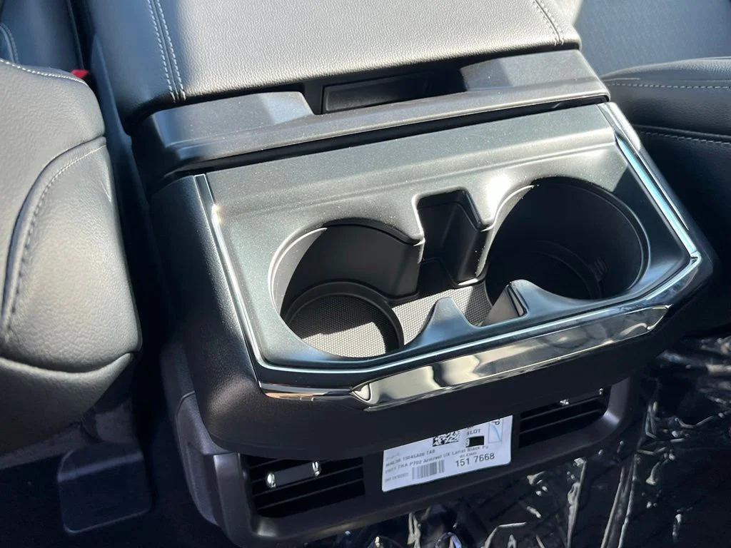 New 2026 Oxford White Ford Lariat® image 18