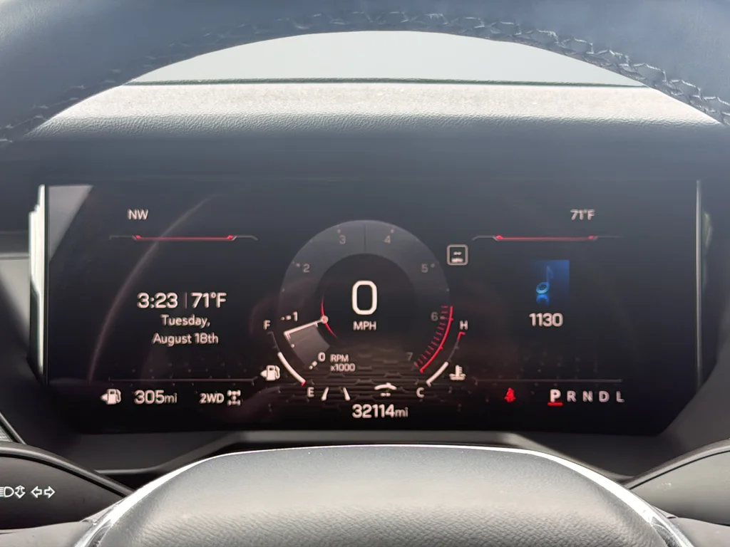 Used 2024 Silver GMC Elevation image 38