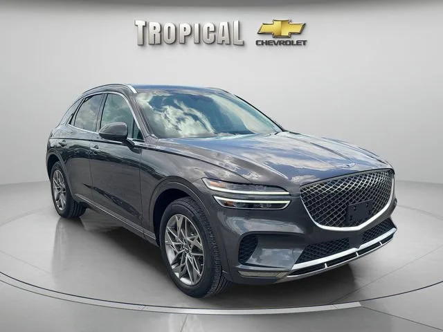 Used 2025 Gray Genesis 2.5T image 4