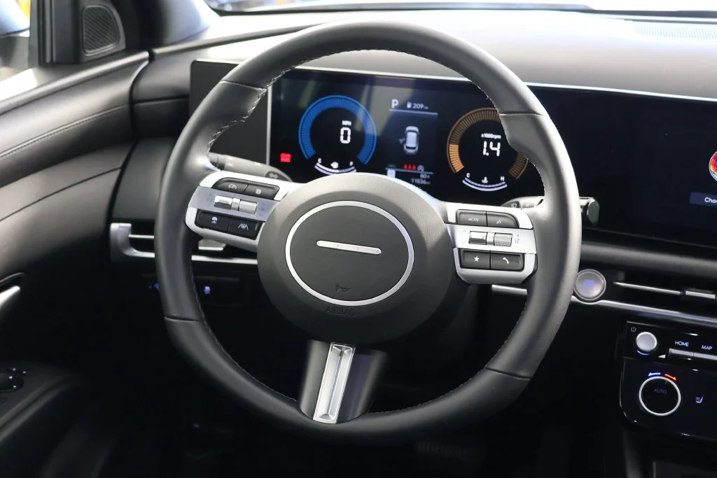 Certified Used 2025 White Pearl Hyundai XRT image 10