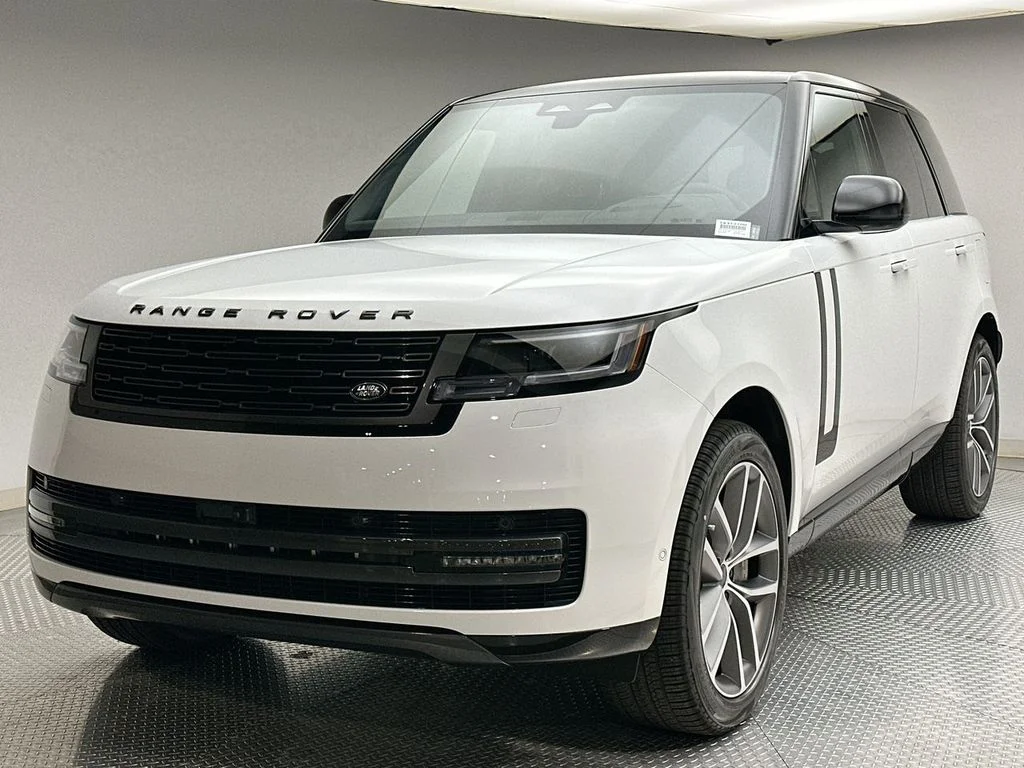 2026 Land Rover Range Rover 3.0 PHEV SE SWB's photo