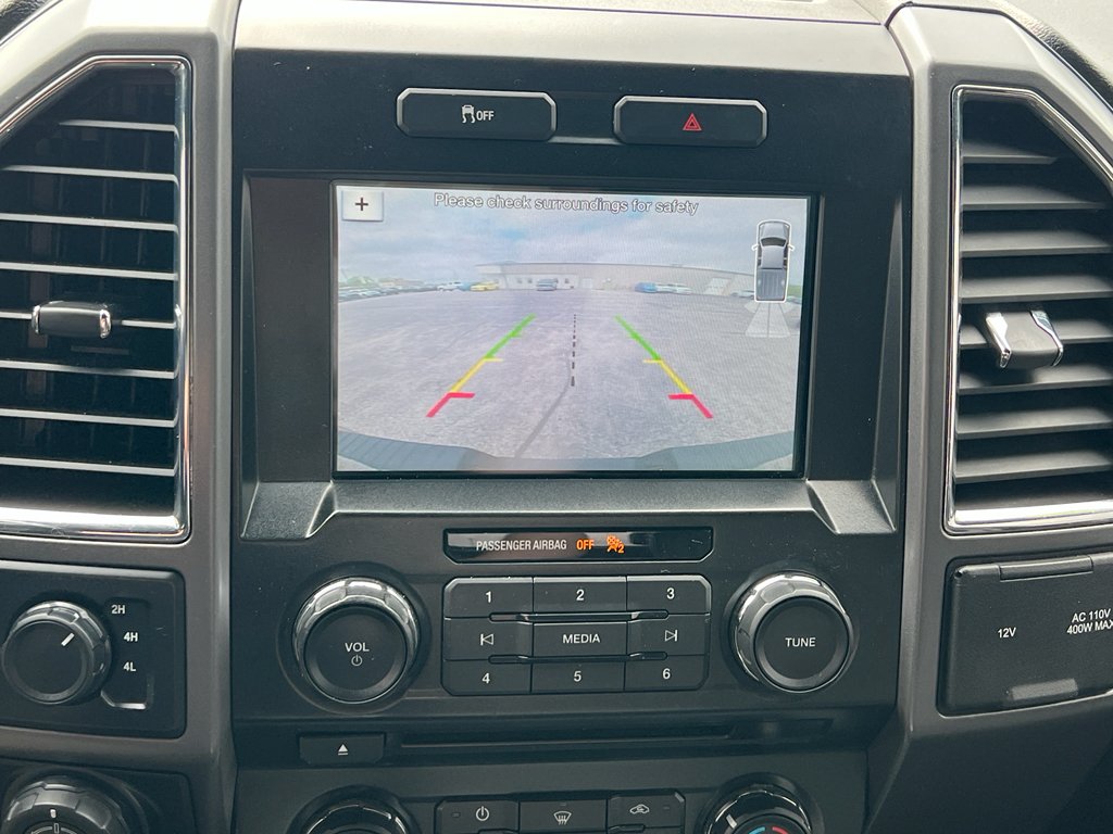 Used 2016 Shadow Black Ford XLT image 27