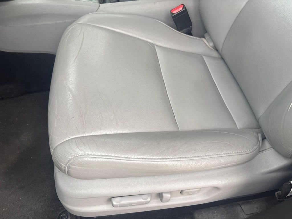 Used 2016 Gray Honda EX-L image 12