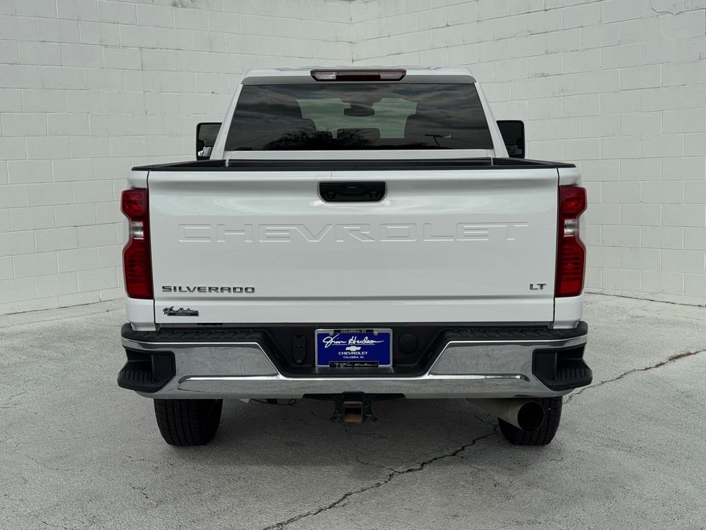 Used 2025 White Chevrolet LT image 12