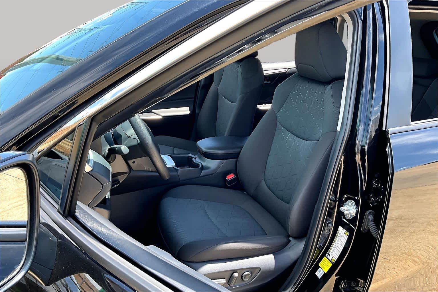 Used 2025 Midnight Black Metallic Toyota XLE image 8