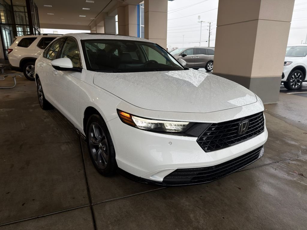 Used 2026 White Honda EX-L image 7