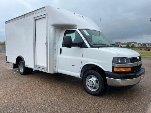 2023 Chevrolet Express Cutaway 3500 Work Van