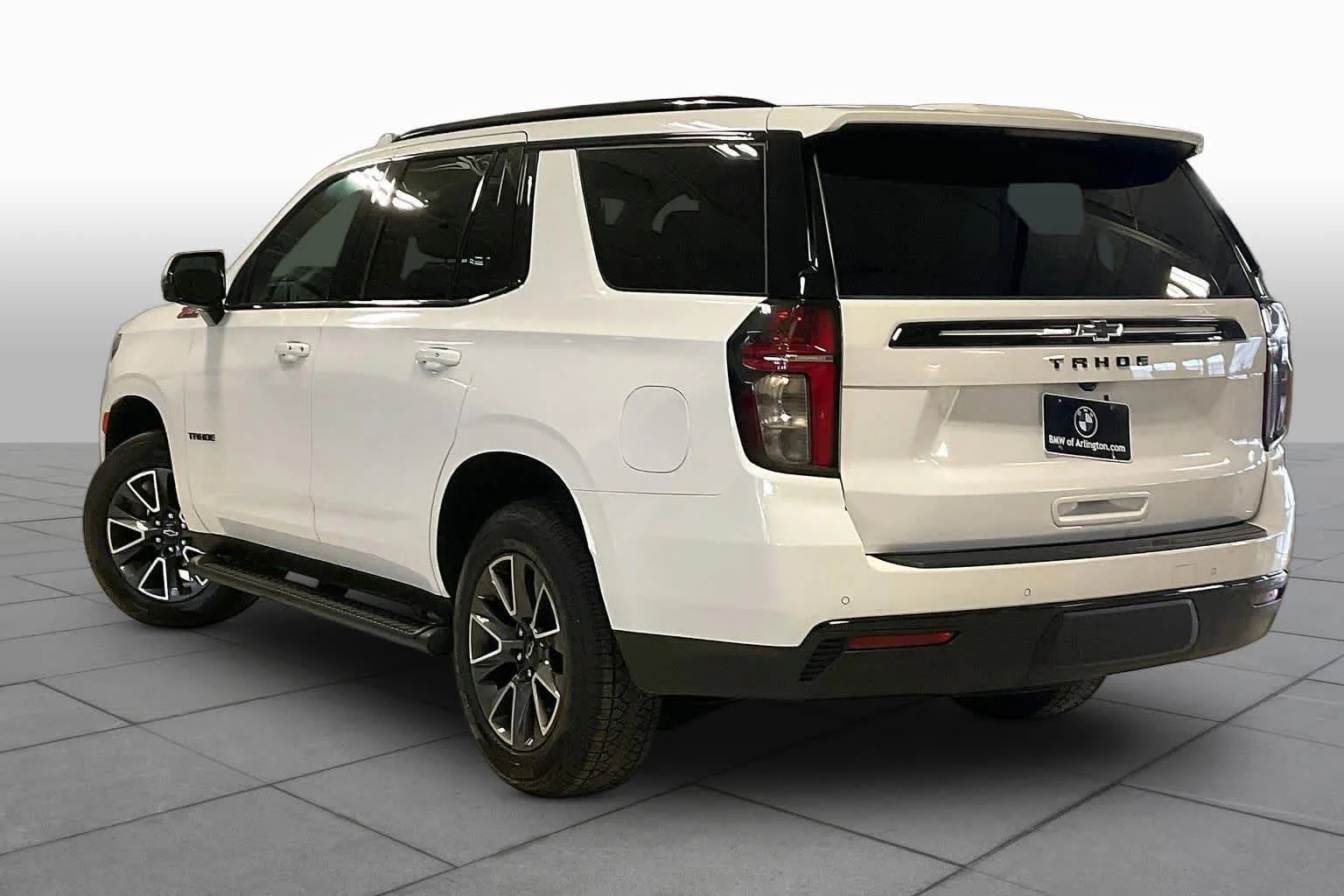 Used 2024 Summit White Chevrolet Z71 image 20