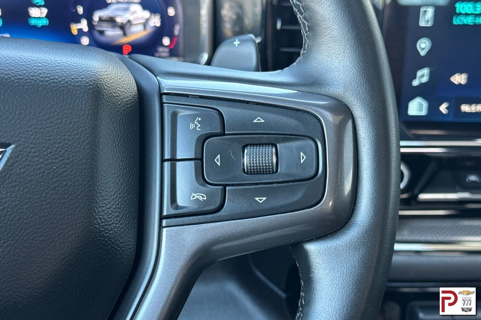 Used 2024 Gray Chevrolet ZR2 image 29