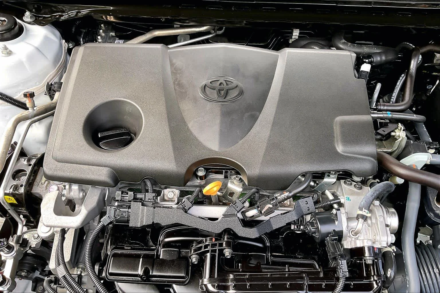 Used 2024 Ice Cap Toyota SE image 32