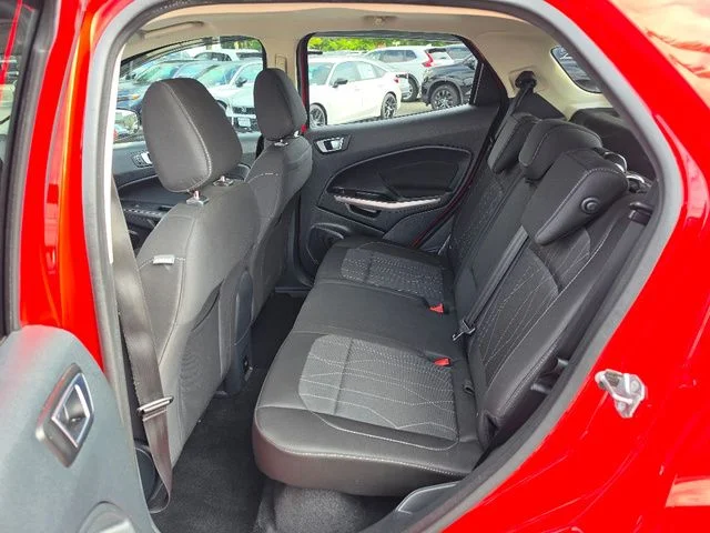 Used 2019 Race Red Ford SE image 22