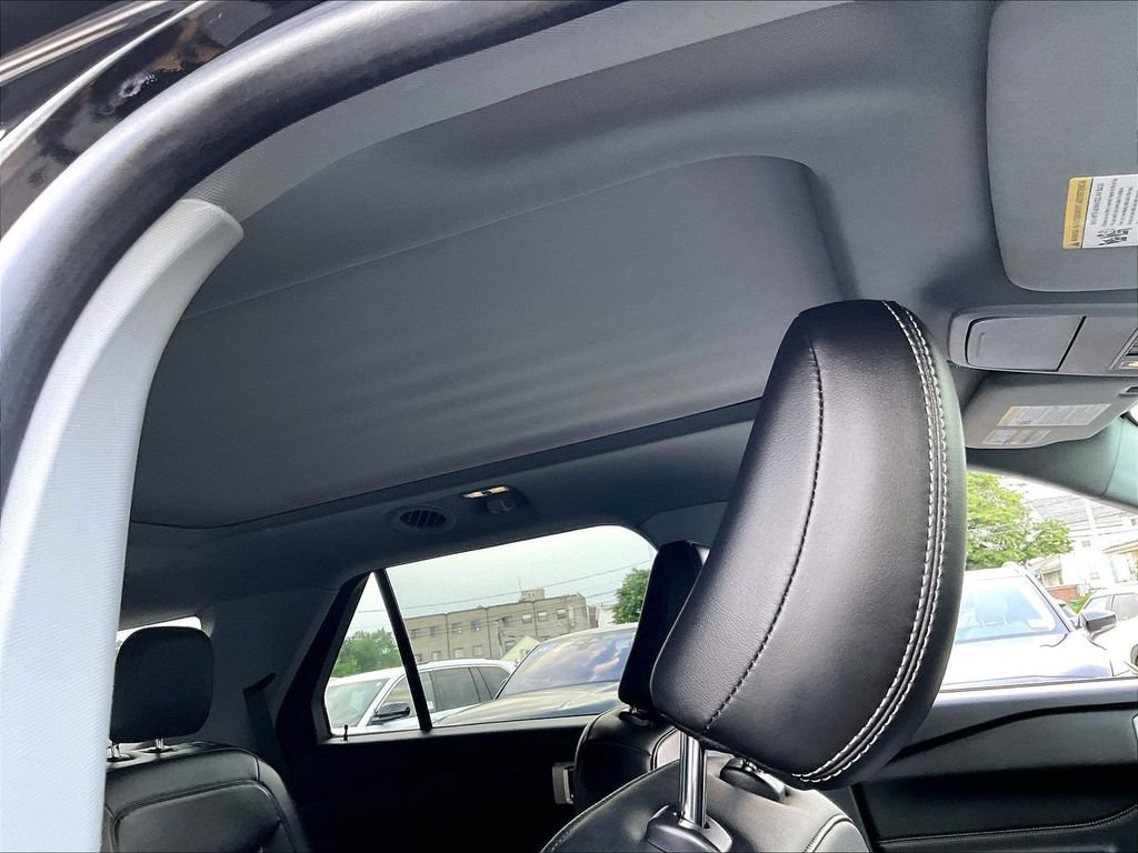Used 2022 Black Ford XLT image 23
