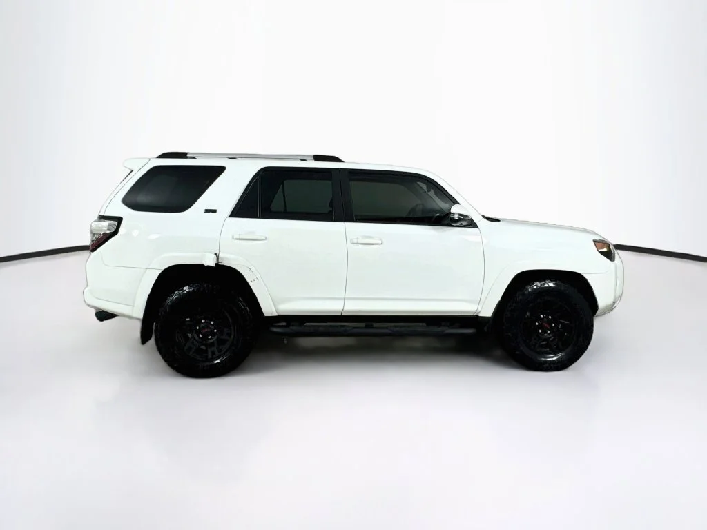 Used 2023 Ice Toyota SR5 Premium image 8