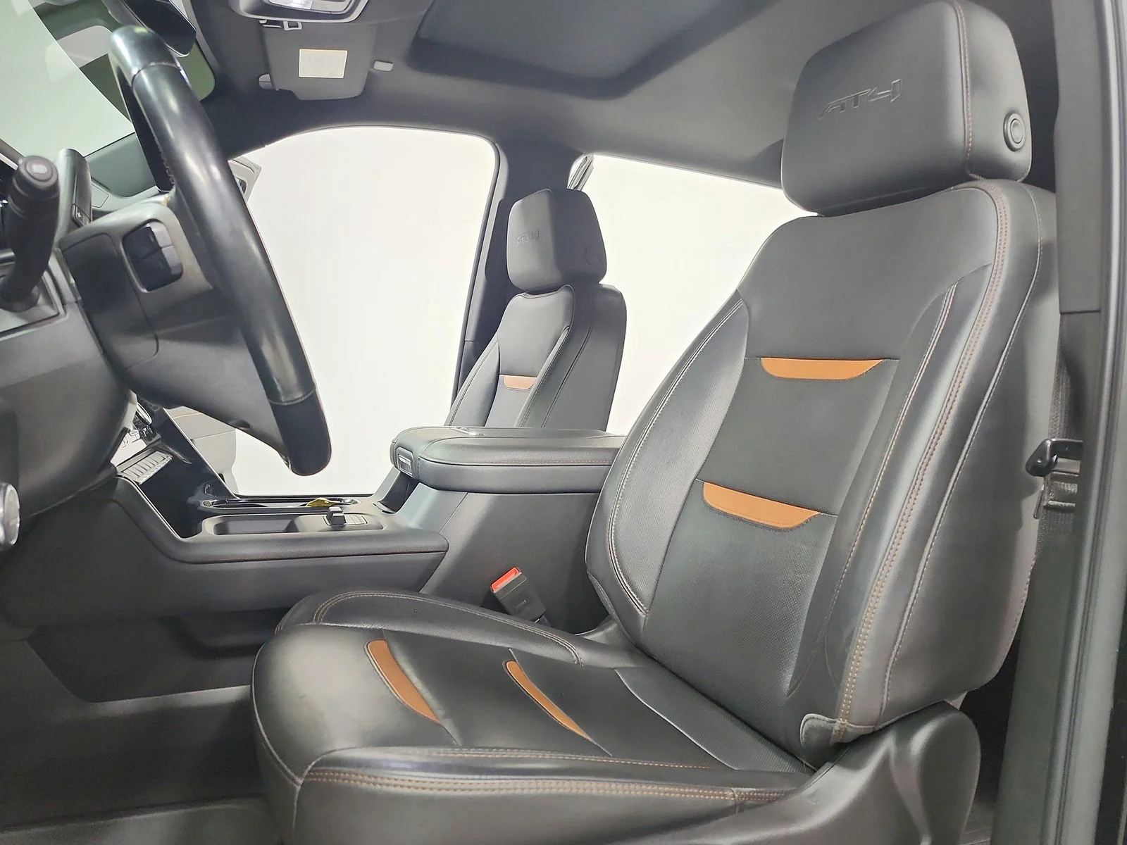 Used 2024 Black GMC AT4 image 19