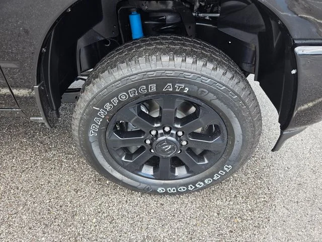 New 2026 Diamond Black Crystal Pearl-Coat Exterior Paint RAM Big Horn image 20