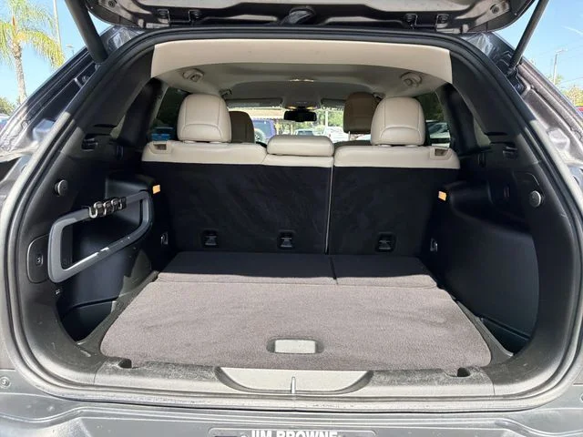 Used 2018 Gray Jeep Limited image 9
