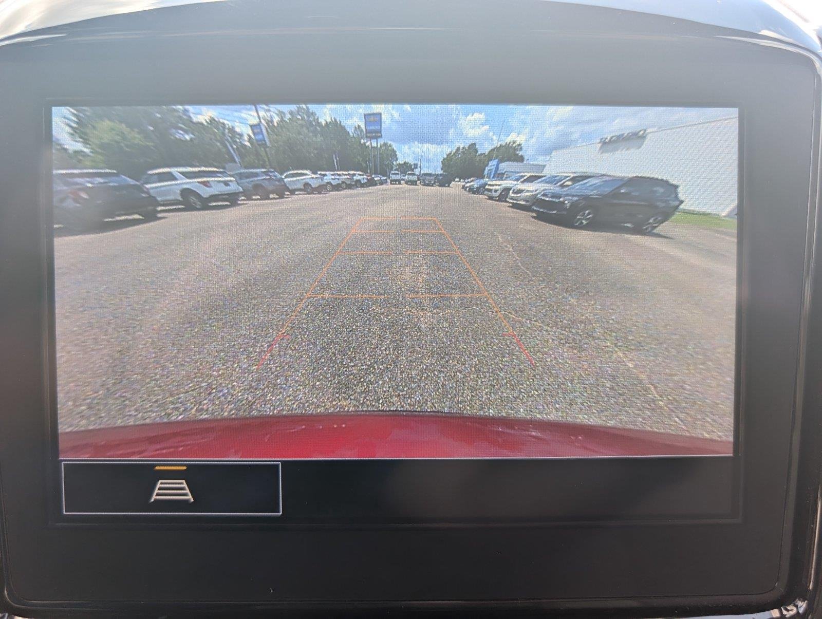 Used 2023 RADIANT RED TINTCOAT Chevrolet LT Cloth image 15