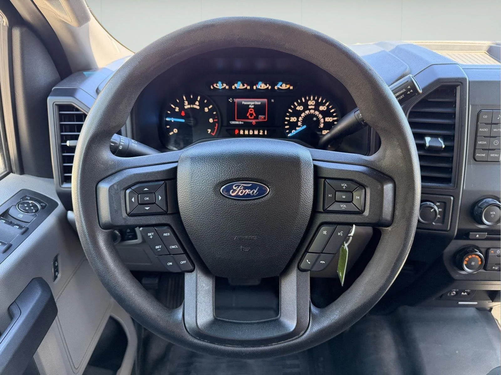 Used 2015 Tuxedo Black Metallic Ford XL image 19