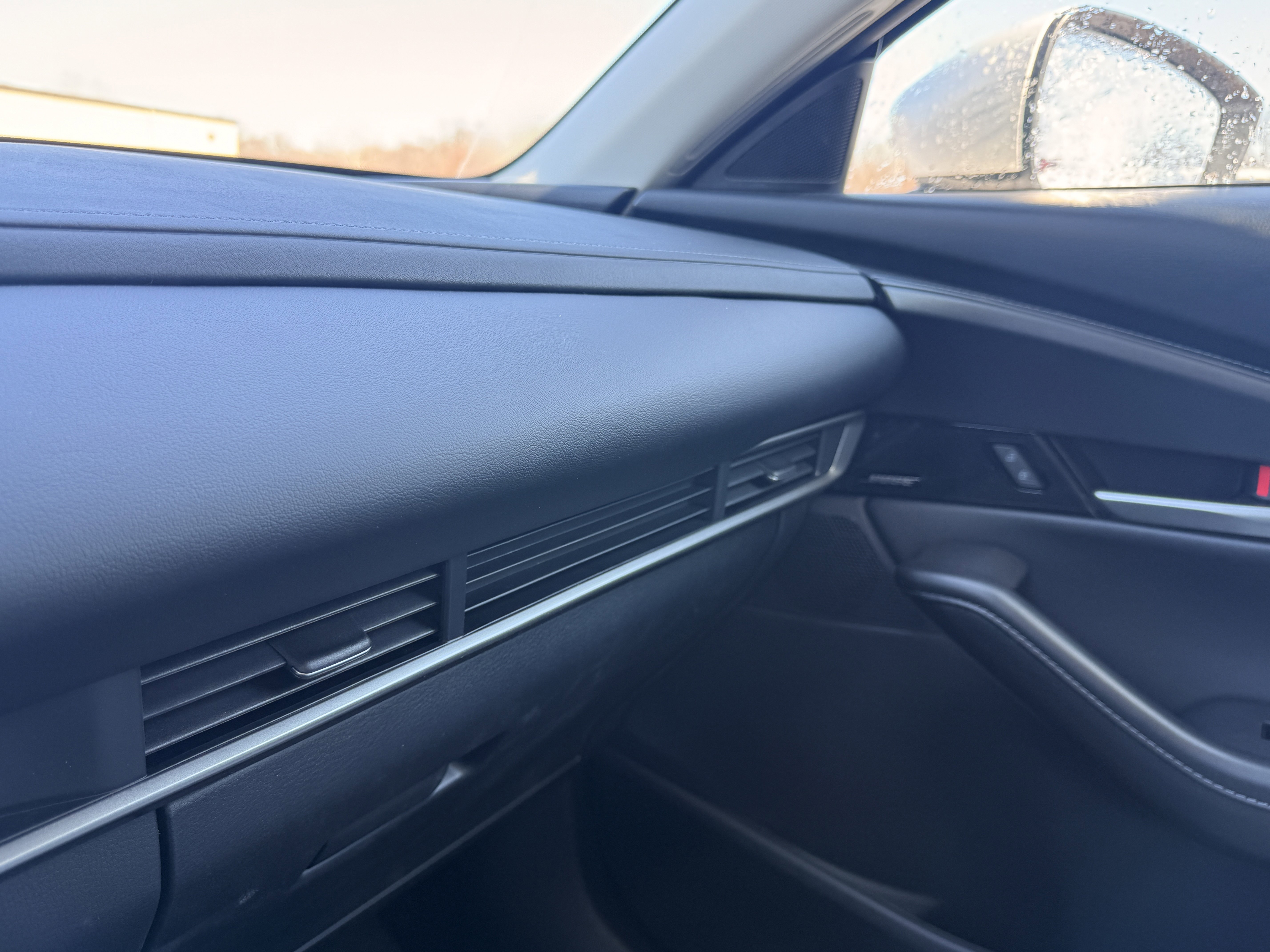 2026 Mazda CX-30 Premium - Photo 28
