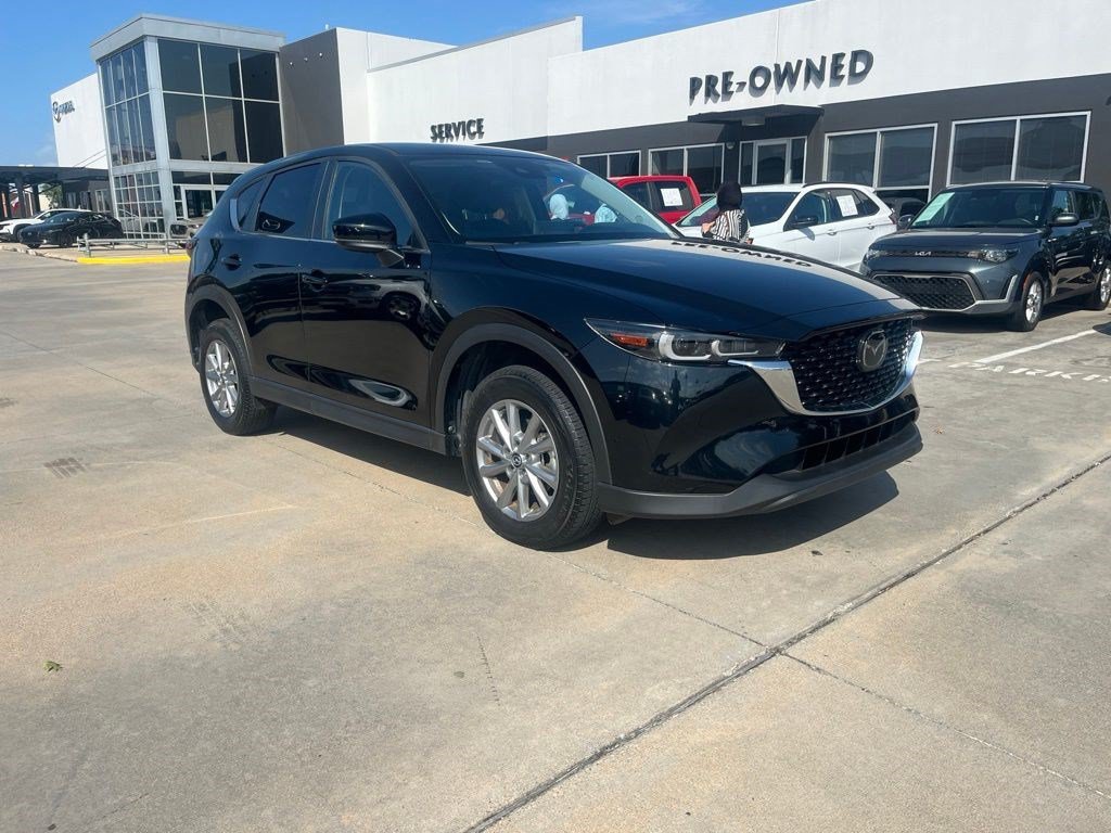 2023 Mazda CX-5 S Select Package Auto AWD's photo