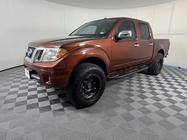 Used 2016 Brown Nissan SV image 55