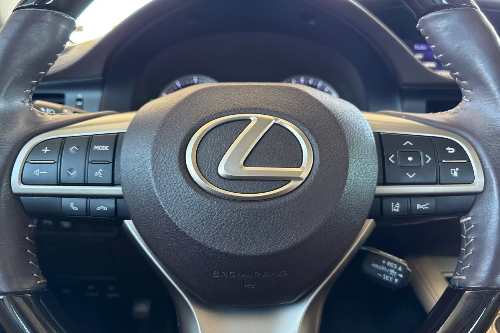 Used 2018 Matador Red Mica Lexus 350 image 25