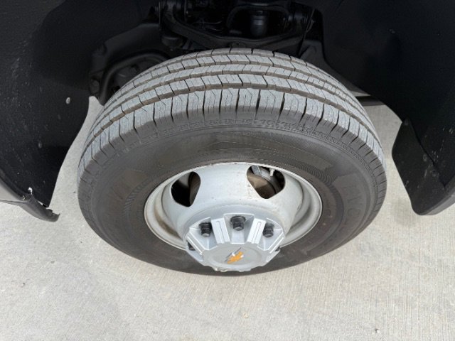 Used 2020 Summit White Chevrolet Work Truck image 9