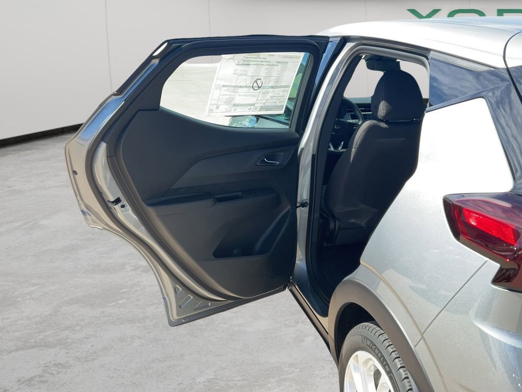 2027 Chevrolet Bolt LT - Photo 44