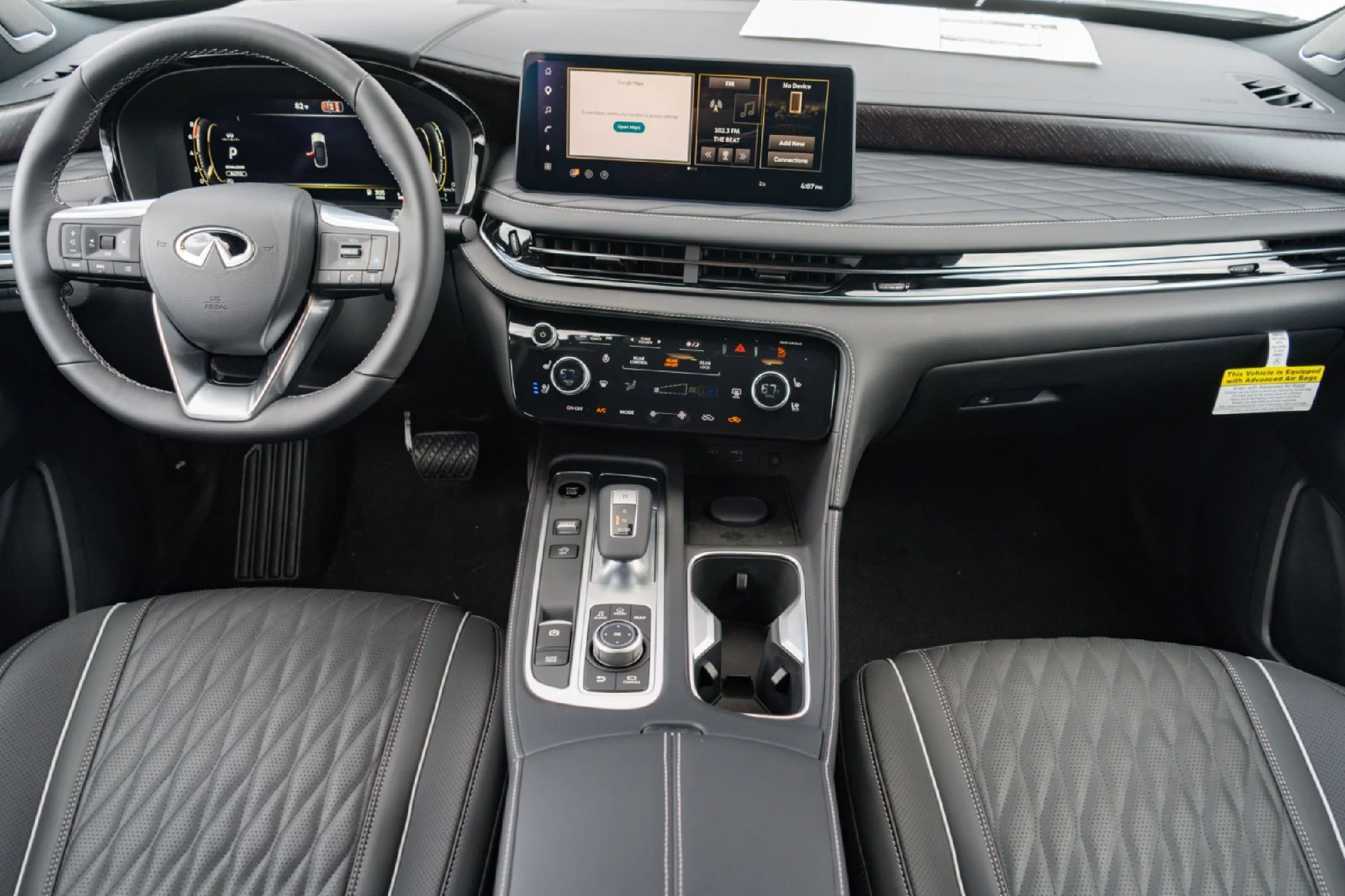 New 2027 2T RAD WHT INFINITI Autograph AWD image 22