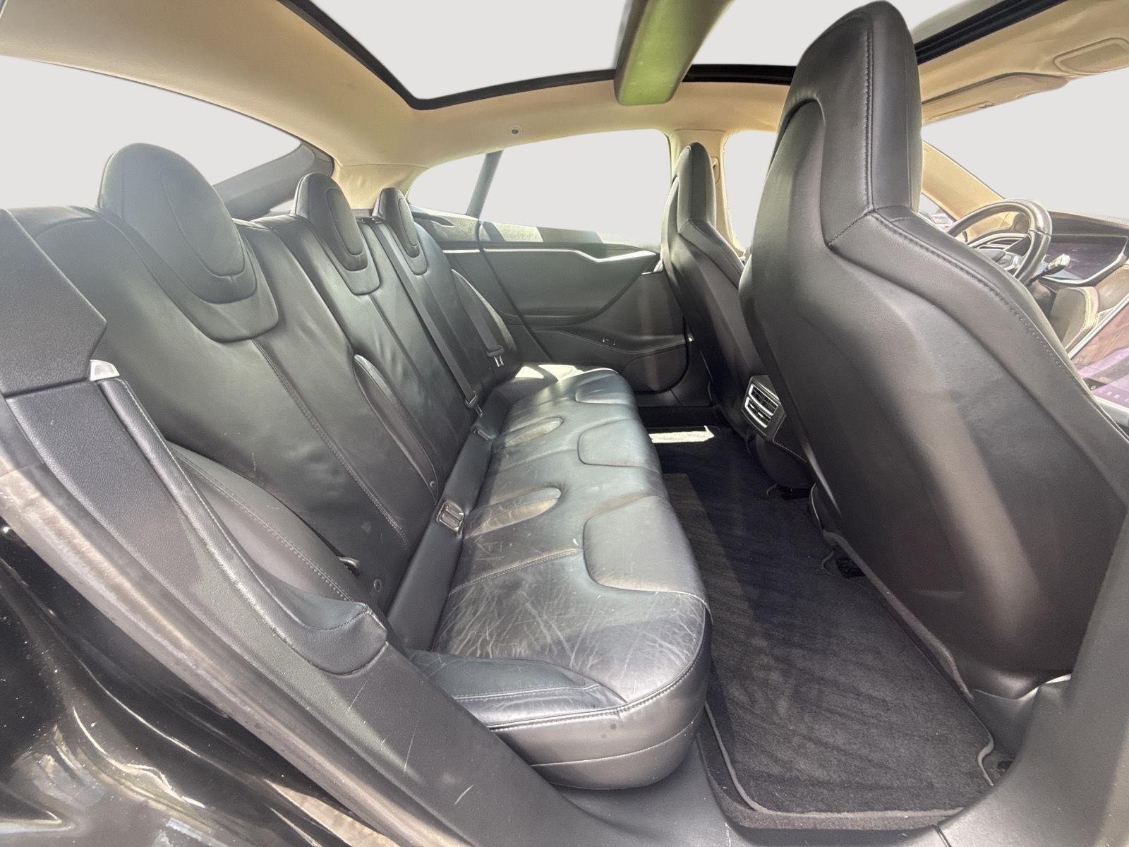 Used 2014 Black Tesla 85 image 5