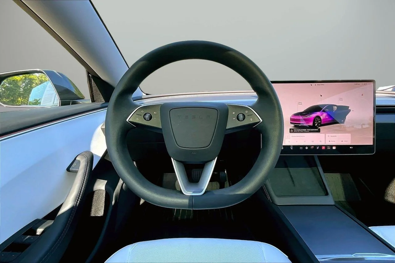 Used 2025  Tesla Long Range image 11