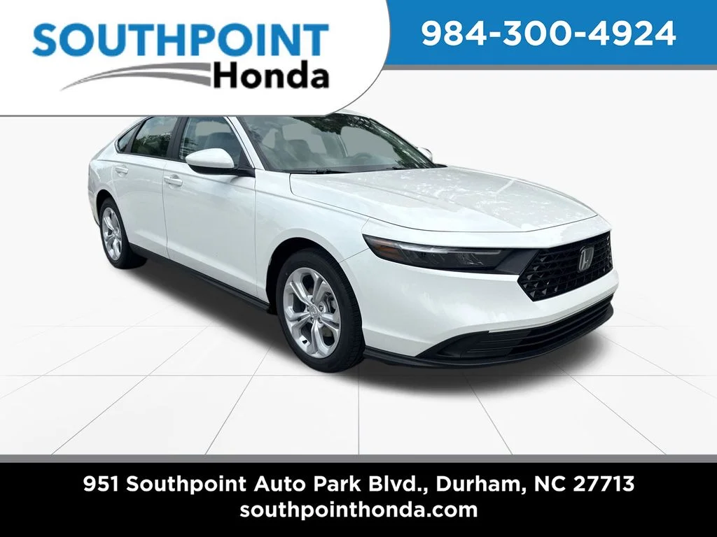 Used 2026 Platinum White Pearl Honda LX image 1